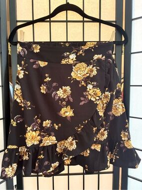 Ardene Black Floral Ruffle Wrap Skirt - Yellow Rose Print